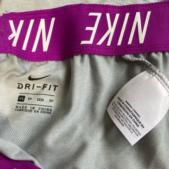 NIKE Dri-Fit Athletic Athleisure Shorts Wide Waistband Gray Purple XS - Picture 10 of 13
